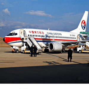 南宁机场物流航空快运业稳步发展的原因是什么？